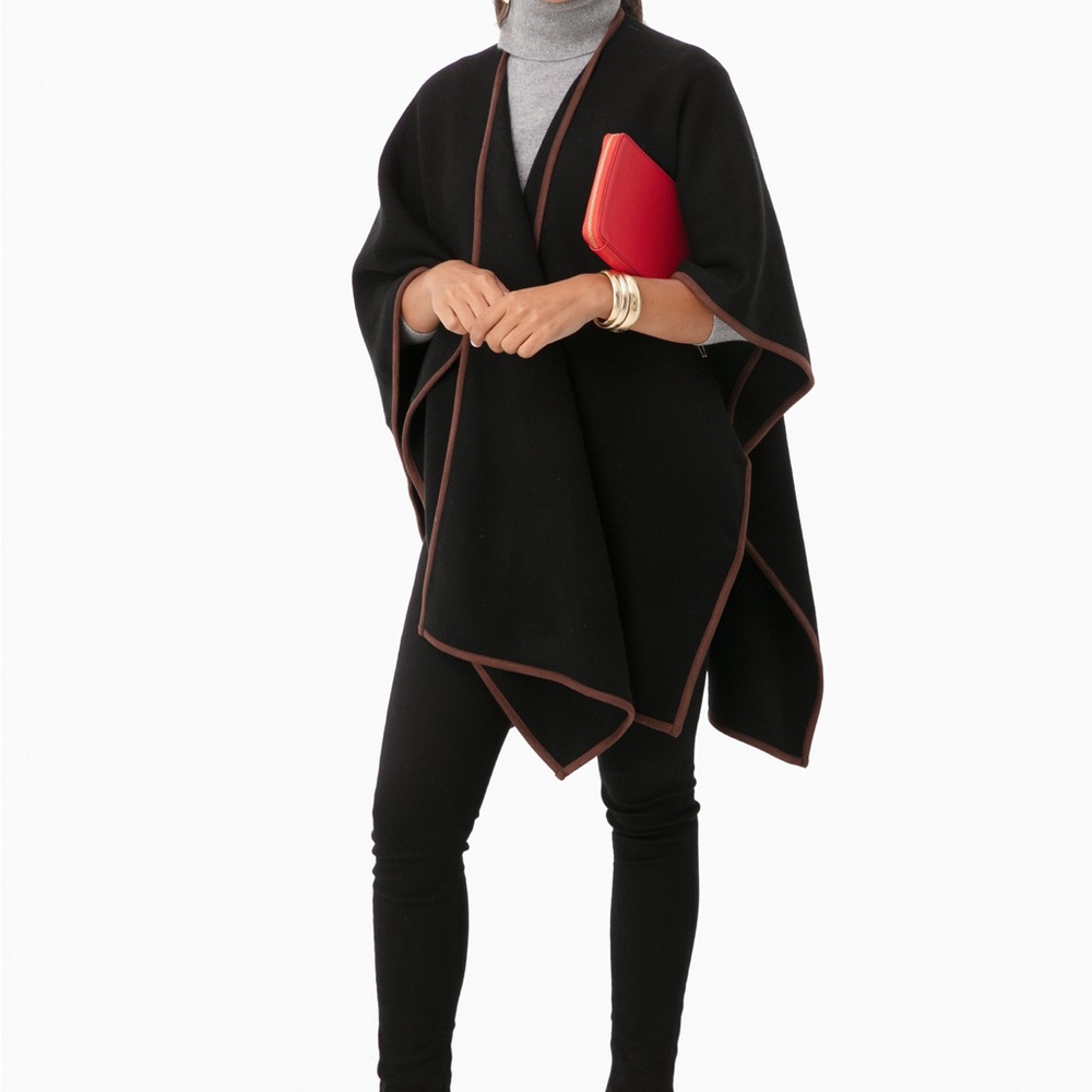 Tuckernuck Black and Camel Poncho 100% Acrylic